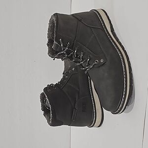 BKE Ankle Boot Shoe Grey Lined Faux fur Size 8 rubber soles